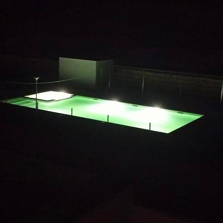 Precioso apartamento en Monzón con terraza,piscina,parque infantil y parking Exterior foto